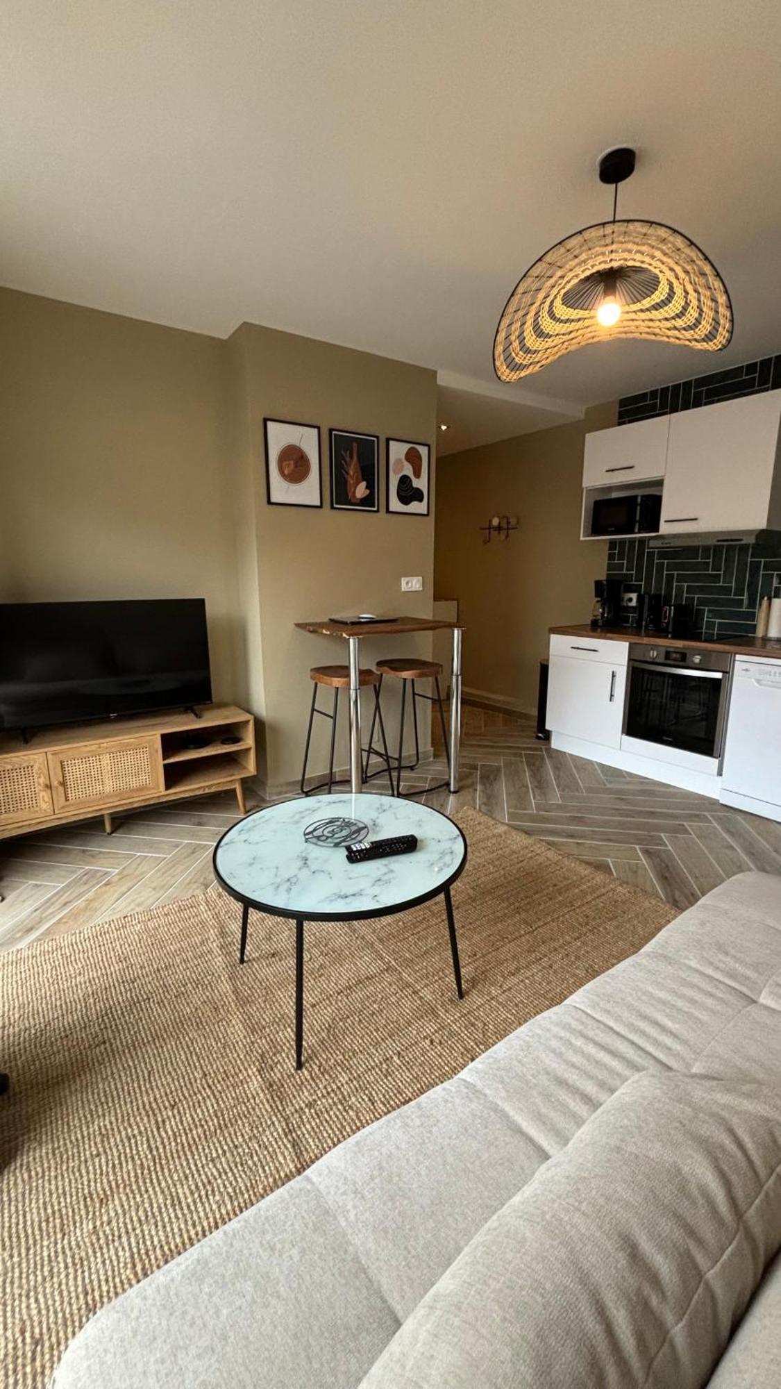 Le Petit Baudelaire Apartment Dijon